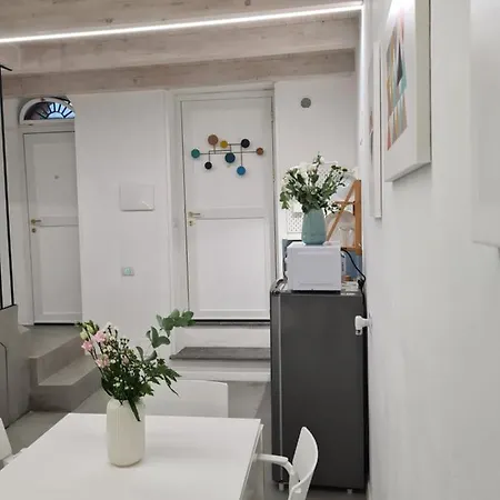Сasa de vacaciones Le Casette Palazzo Ajutamicristo X *