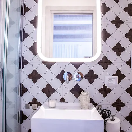 Le Casette Palazzo Ajutamicristo X Holiday home Palermo